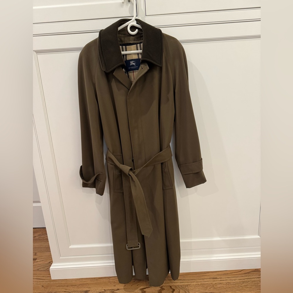 Burberry Raincoat